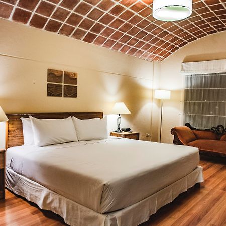 Bth Hotel Arequipa Lake Characato Extérieur photo