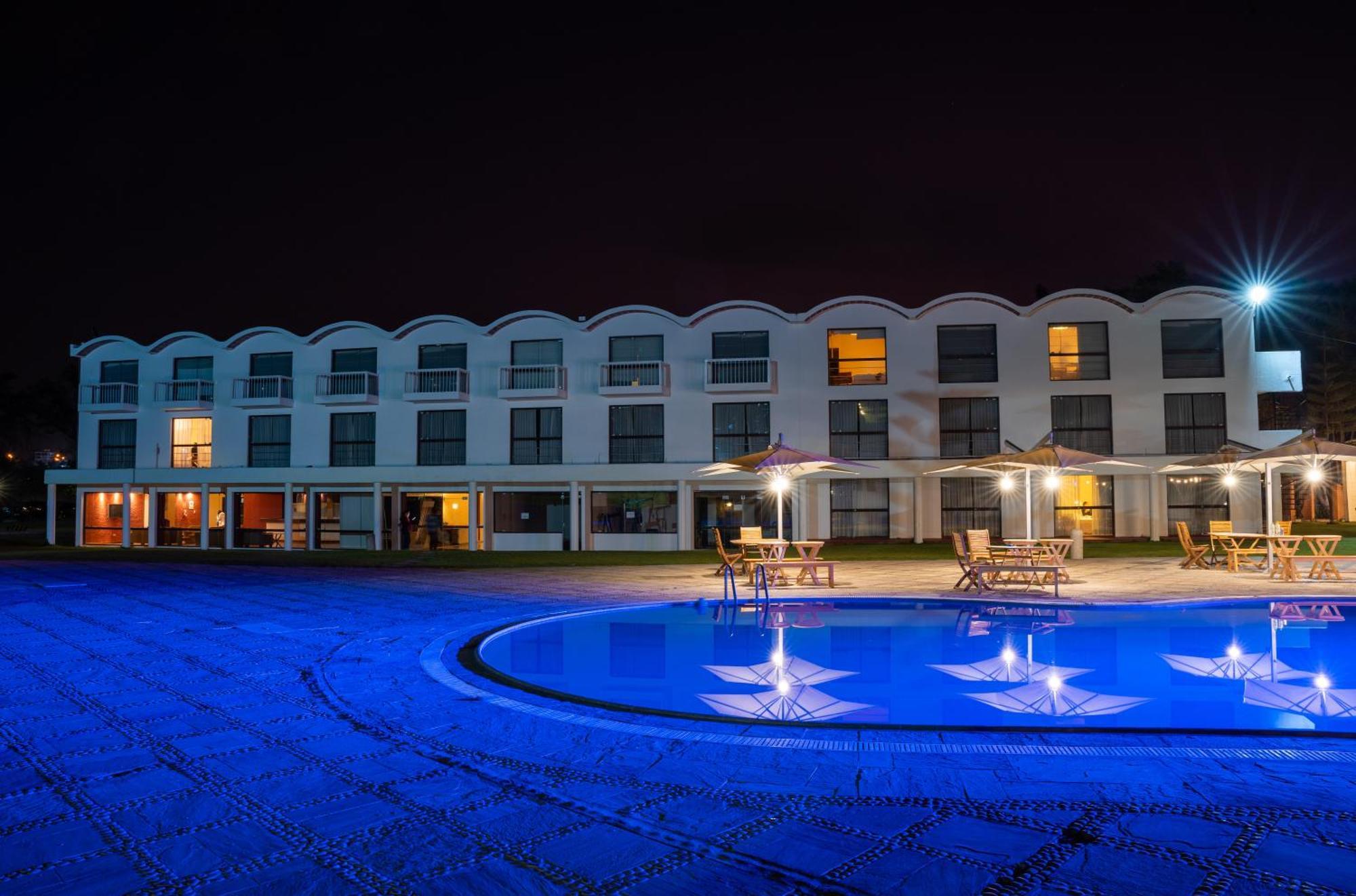 Bth Hotel Arequipa Lake Characato Extérieur photo