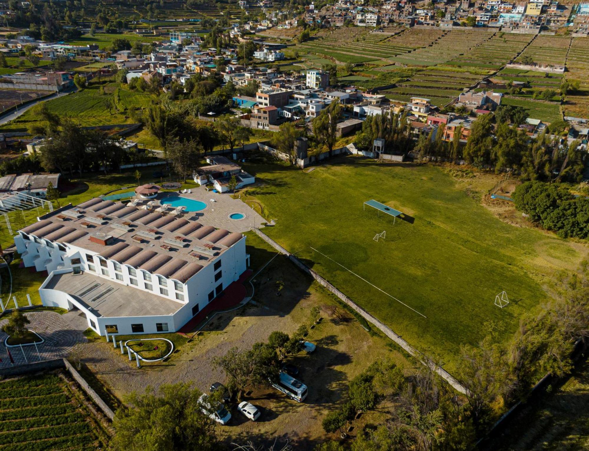 Bth Hotel Arequipa Lake Characato Extérieur photo